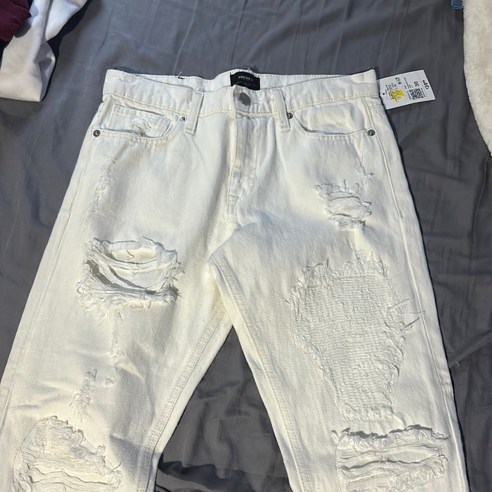 mens white jeans